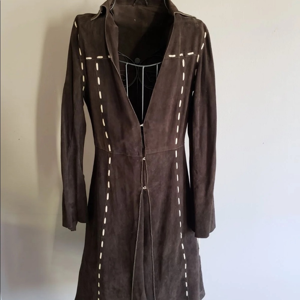 IN SEARCH OF THIS SUEDE JACKET!